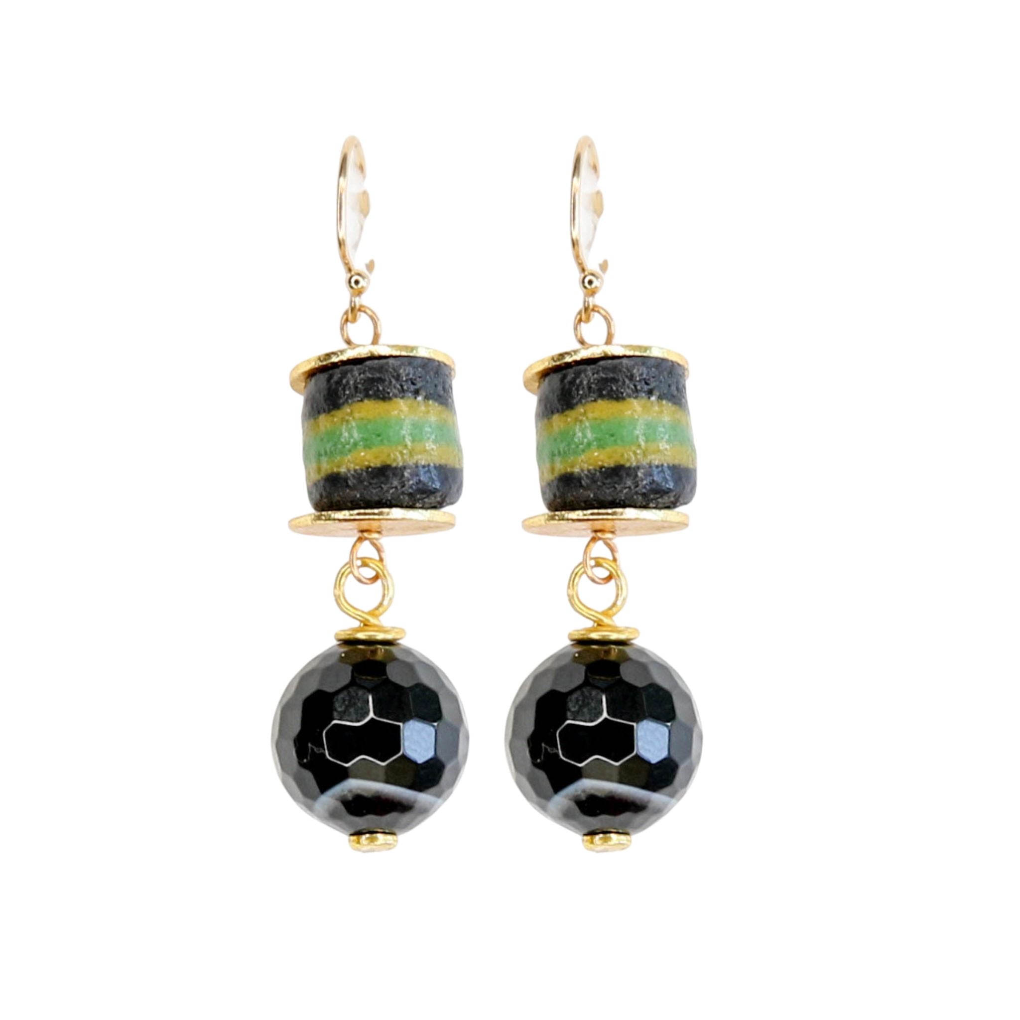 Nia Earrings in Blacks